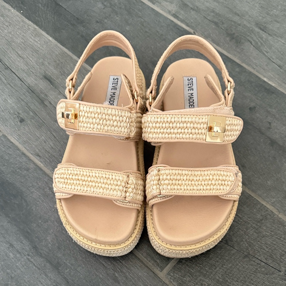 Steve Madden Bigmona Platform Sandal